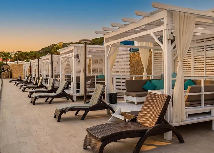 Acapulco Resort Hotel